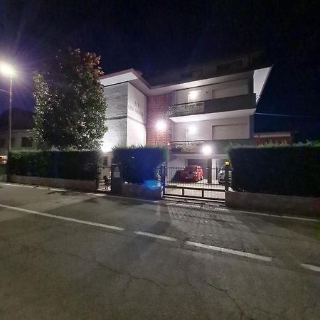 Landlady Airport Orio Bergamo Ida Hotel Orio al Serio Buitenkant foto