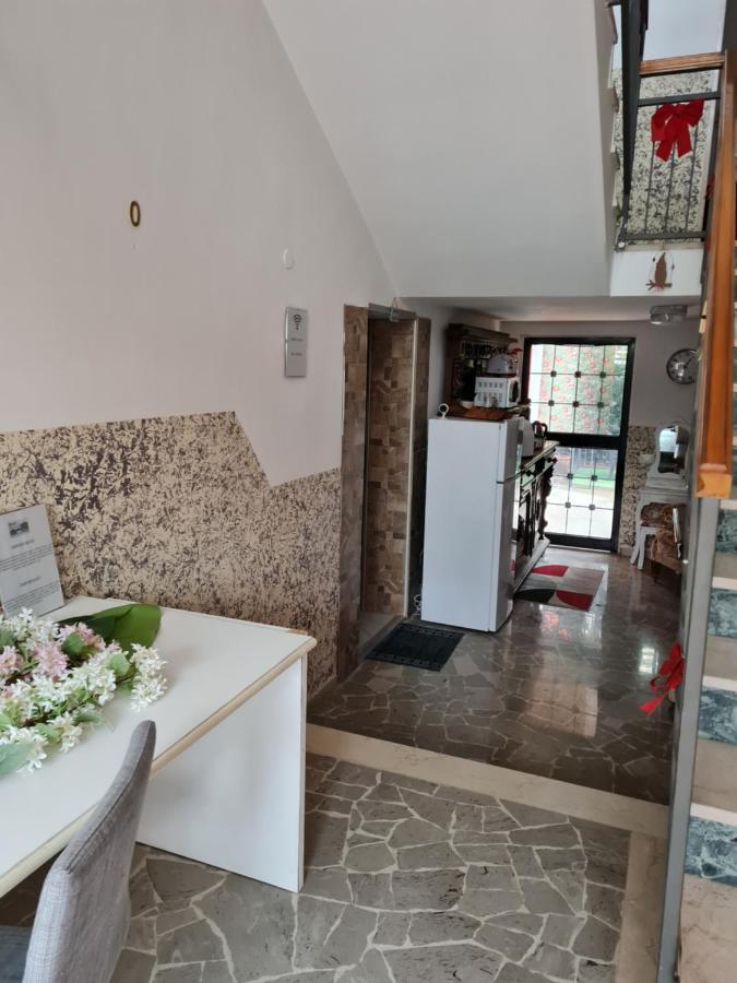 Landlady Airport Orio Bergamo Ida Hotel Orio al Serio Buitenkant foto